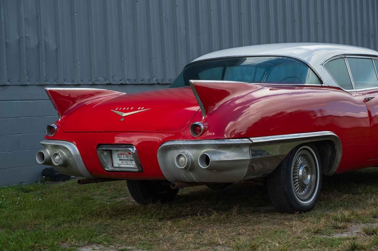 Cadillac-Eldorado-1957-Red-Red-71817-36