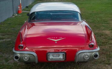 Cadillac-Eldorado-1957-Red-Red-71817-37