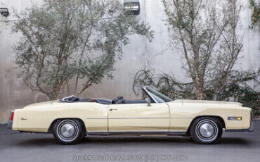 Cadillac-Eldorado-1976-Gold-Other-Color-0-3