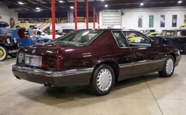 Cadillac-Eldorado-1994-Dark-Cherry-Gray-92349-7