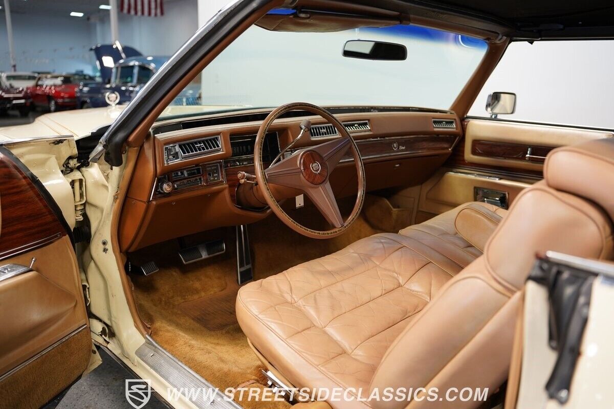 Cadillac-Eldorado-Cabriolet-1976-Calumet-Cream-Beige-57375-4