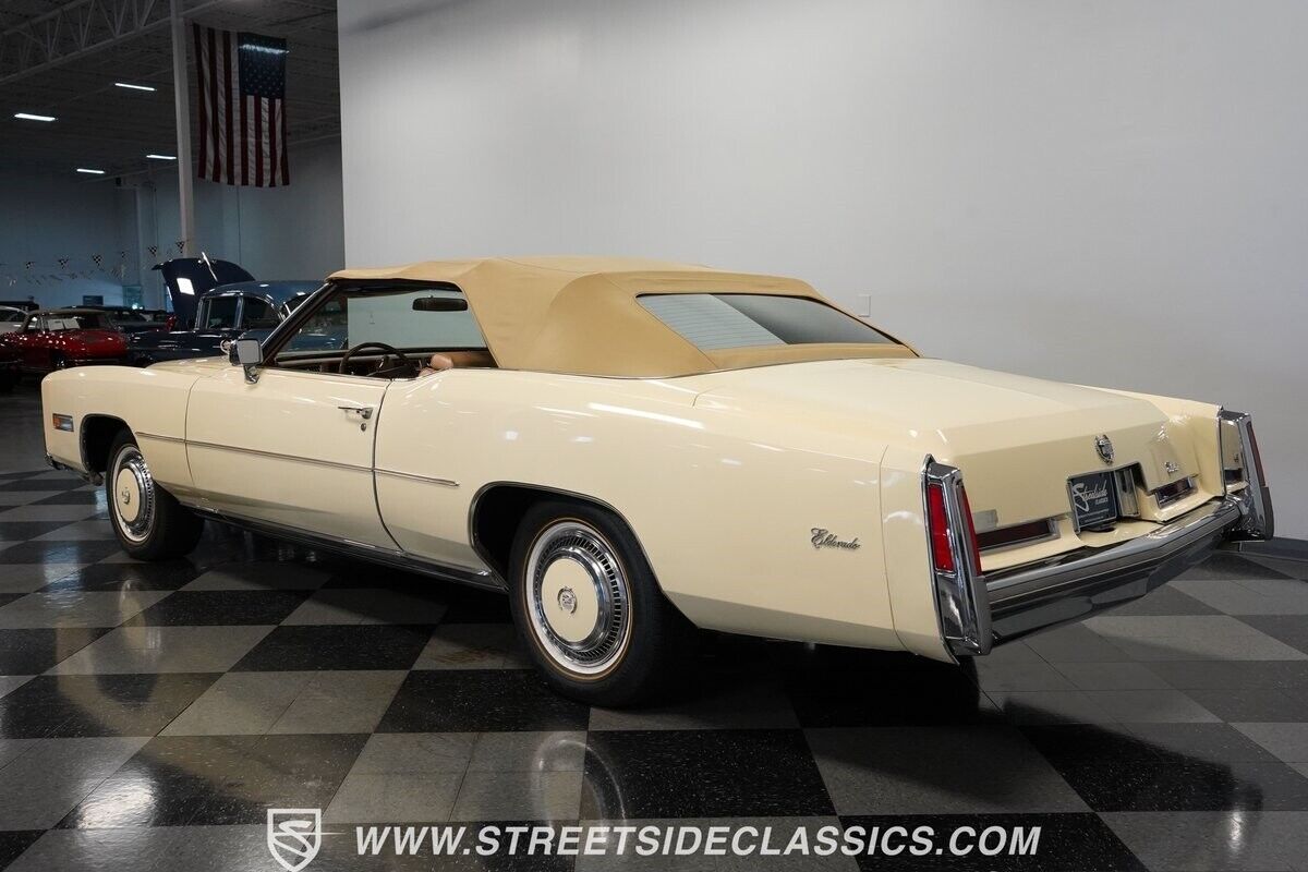 Cadillac-Eldorado-Cabriolet-1976-Calumet-Cream-Beige-57375-9