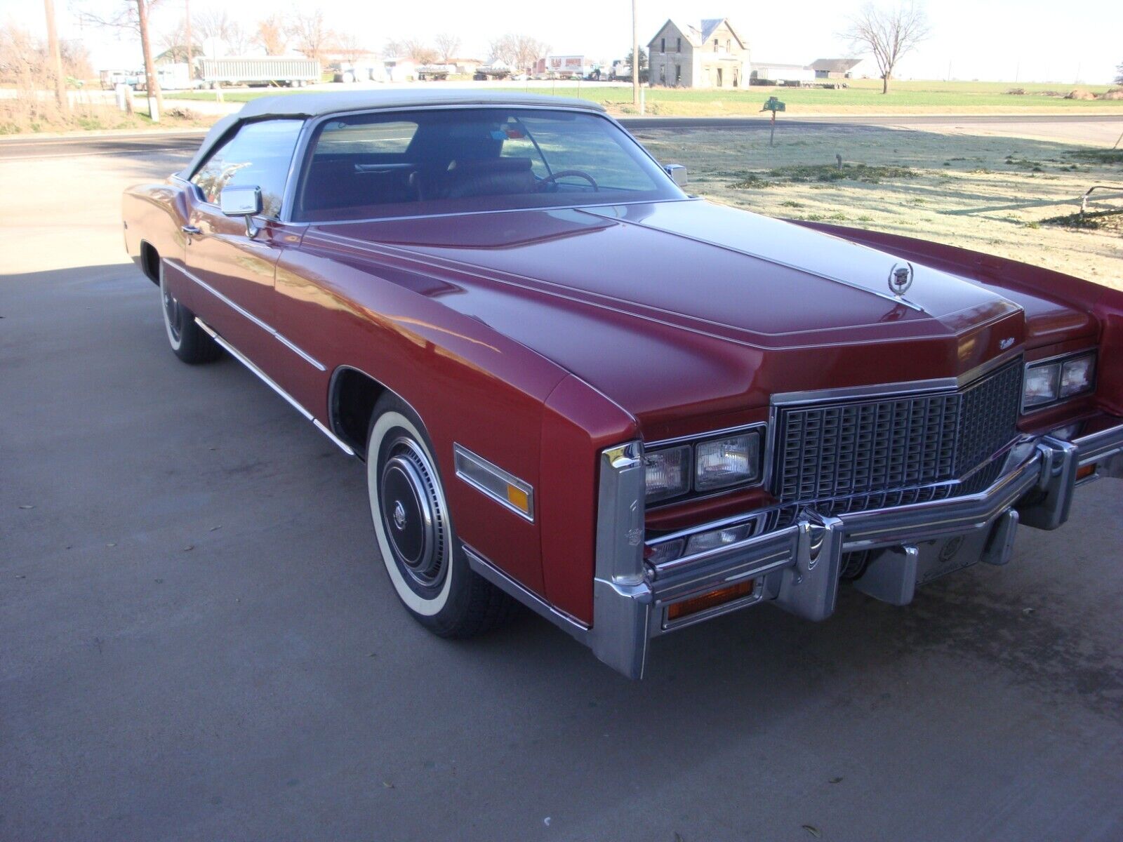 Cadillac-Eldorado-Cabriolet-1976-Red-Burgundy-70006-1