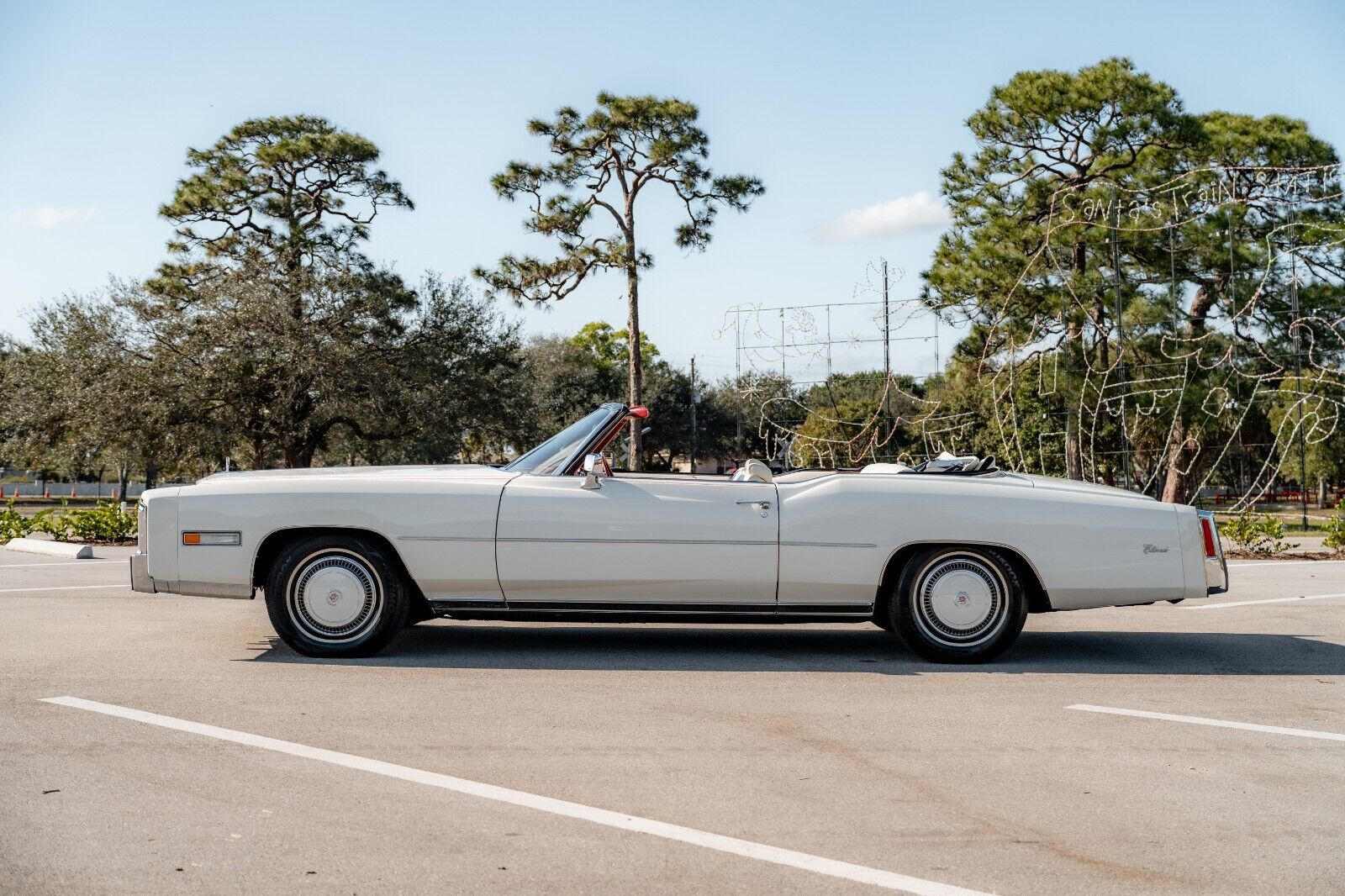 Cadillac-Eldorado-Cabriolet-1976-White-White-4590-4