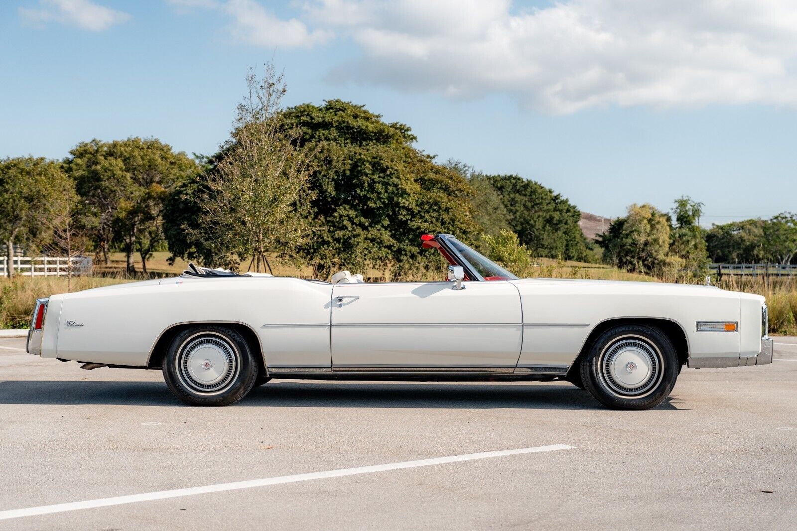 Cadillac-Eldorado-Cabriolet-1976-White-White-4590-9