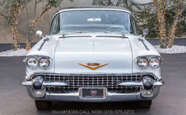 Cadillac-Fleetwood-1958-White-Other-Color-0-1