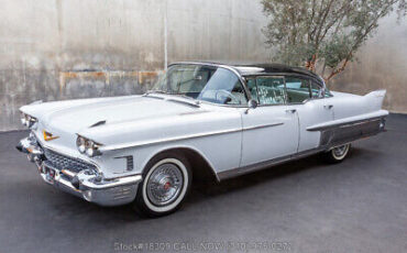 Cadillac-Fleetwood-1958-White-Other-Color-0-7