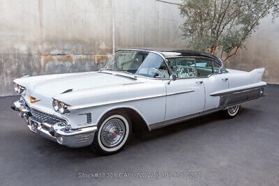 Cadillac-Fleetwood-1958-White-Other-Color-0-7