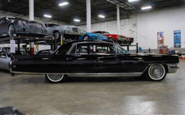 Cadillac-Fleetwood-1963-Black-Red-141577-7