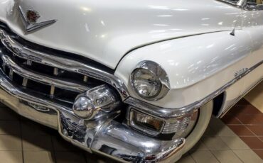 Cadillac-Fleetwood-Berline-1953-5