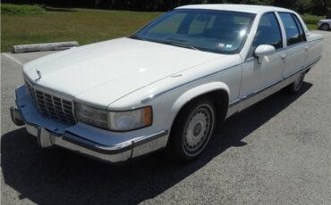 Cadillac-Fleetwood-Berline-1993-White-Blue-127911-8