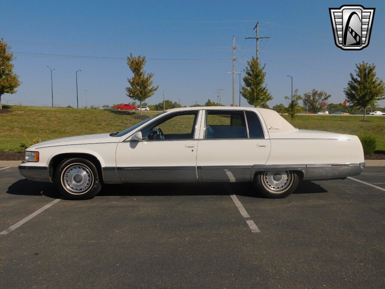 Cadillac-Fleetwood-Berline-1995-2