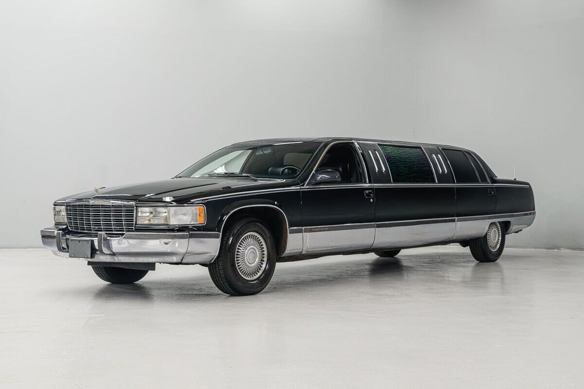 Cadillac Fleetwood Limousine 1995 à vendre