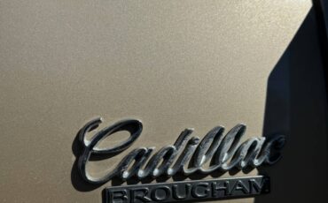 Cadillac-Fleetwood-brougham-1994-7