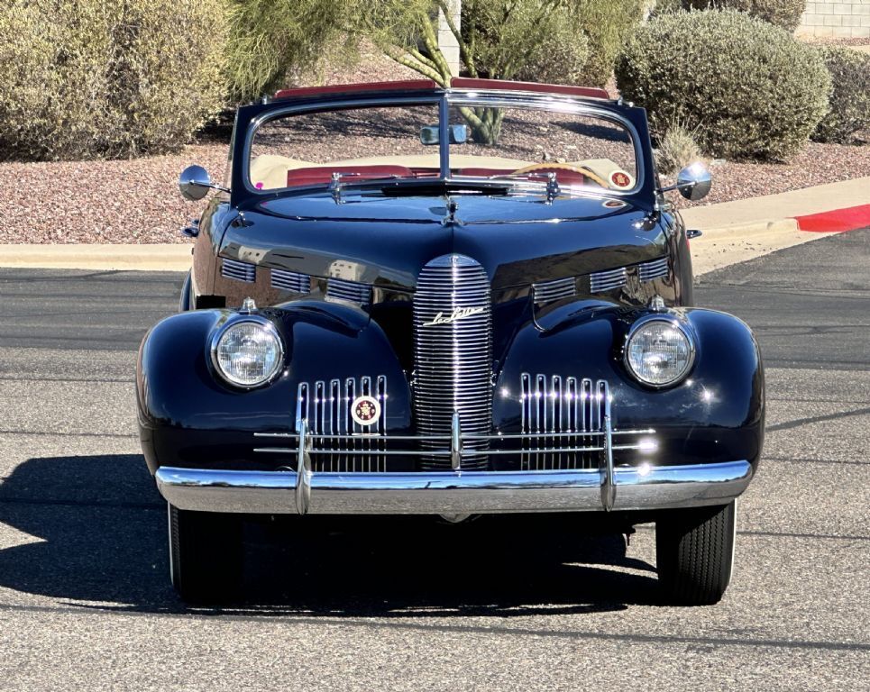 Cadillac-LaSalle-Model-52-Convertible-Sedan-1940-11