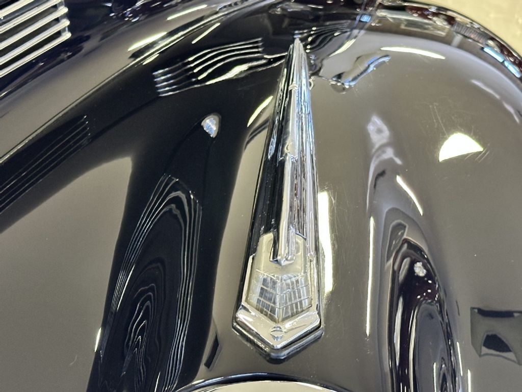 Cadillac-LaSalle-Model-52-Convertible-Sedan-1940-36