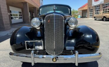 Cadillac-Series-60-opera-coupe-1937-10