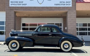 Cadillac-Series-60-opera-coupe-1937-3