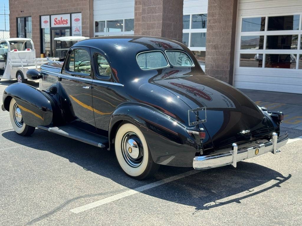 Cadillac-Series-60-opera-coupe-1937-5