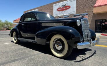 Cadillac-Series-60-opera-coupe-1937-8