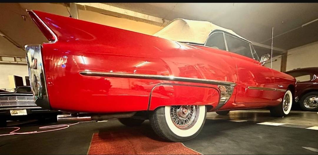 Cadillac-Series-62-1948-red-3074-12