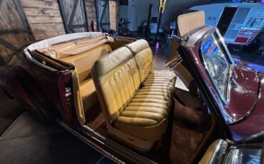 Cadillac-Series-62-Cabriolet-1941-Burgundy-Tan-17881600-26