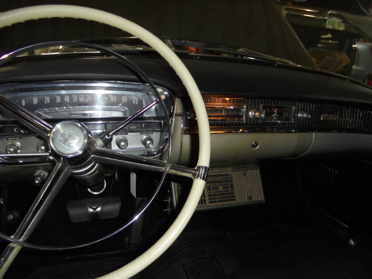 Cadillac-Series-62-convertible-1956-3