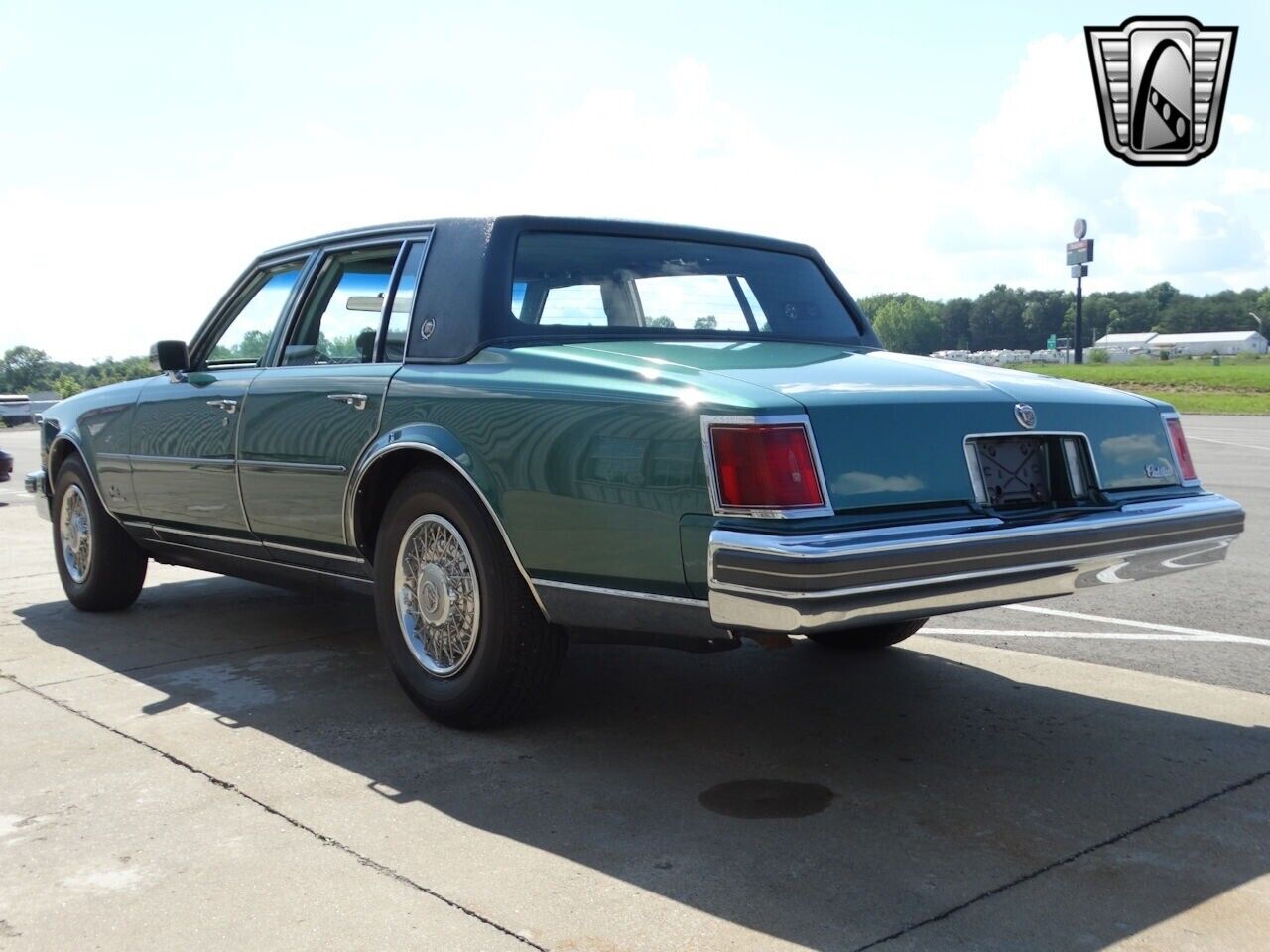 Cadillac-Seville-1977-Green-Green-125720-5