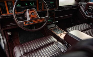 Cadillac-Seville-Berline-1986-32