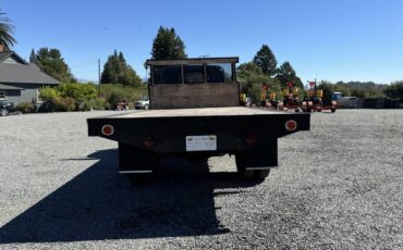 Chevrolet-1.5-ton-dually-stake-bed-truck-3.-1939-6