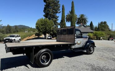 Chevrolet-1.5-ton-dually-stake-bed-truck-3.-1939-7