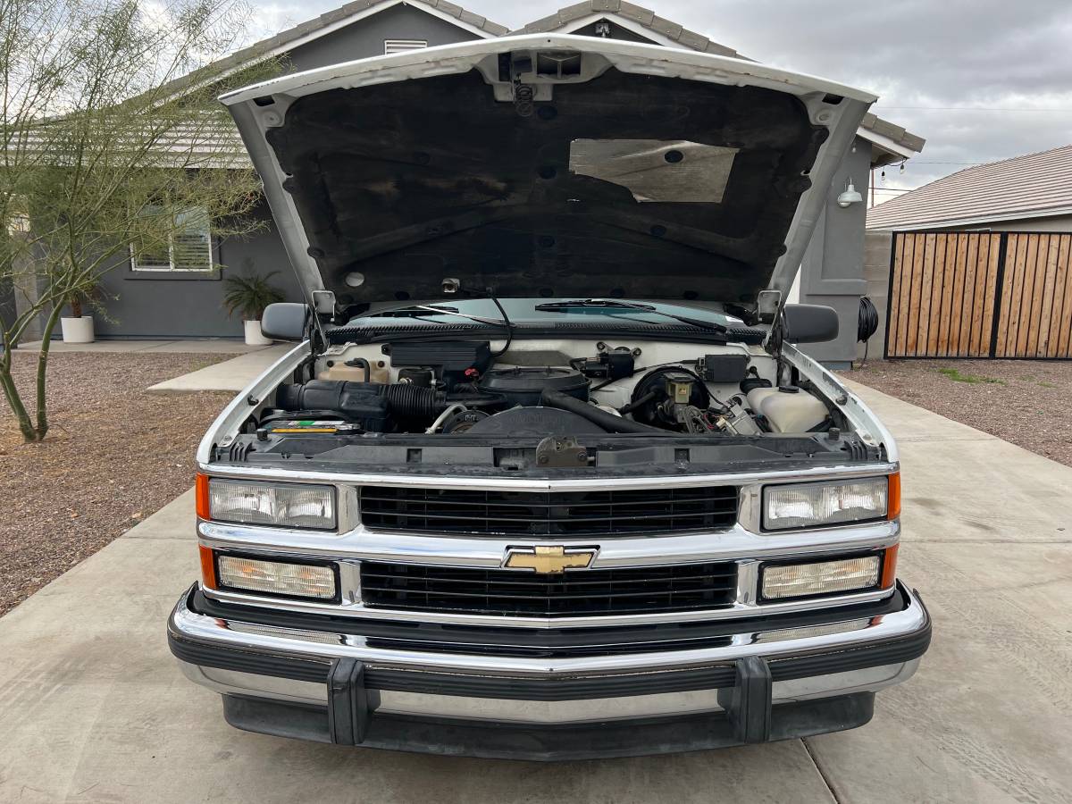 Chevrolet-1500-suburban-1994-20