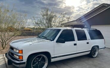 Chevrolet-1500-suburban-1994-9