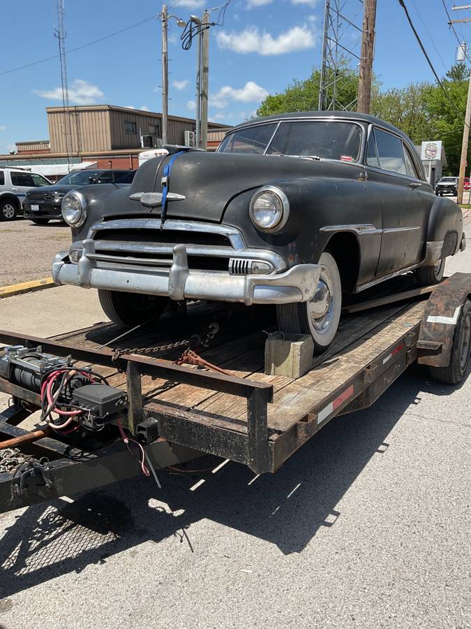 Chevrolet-1951-black-124825-4