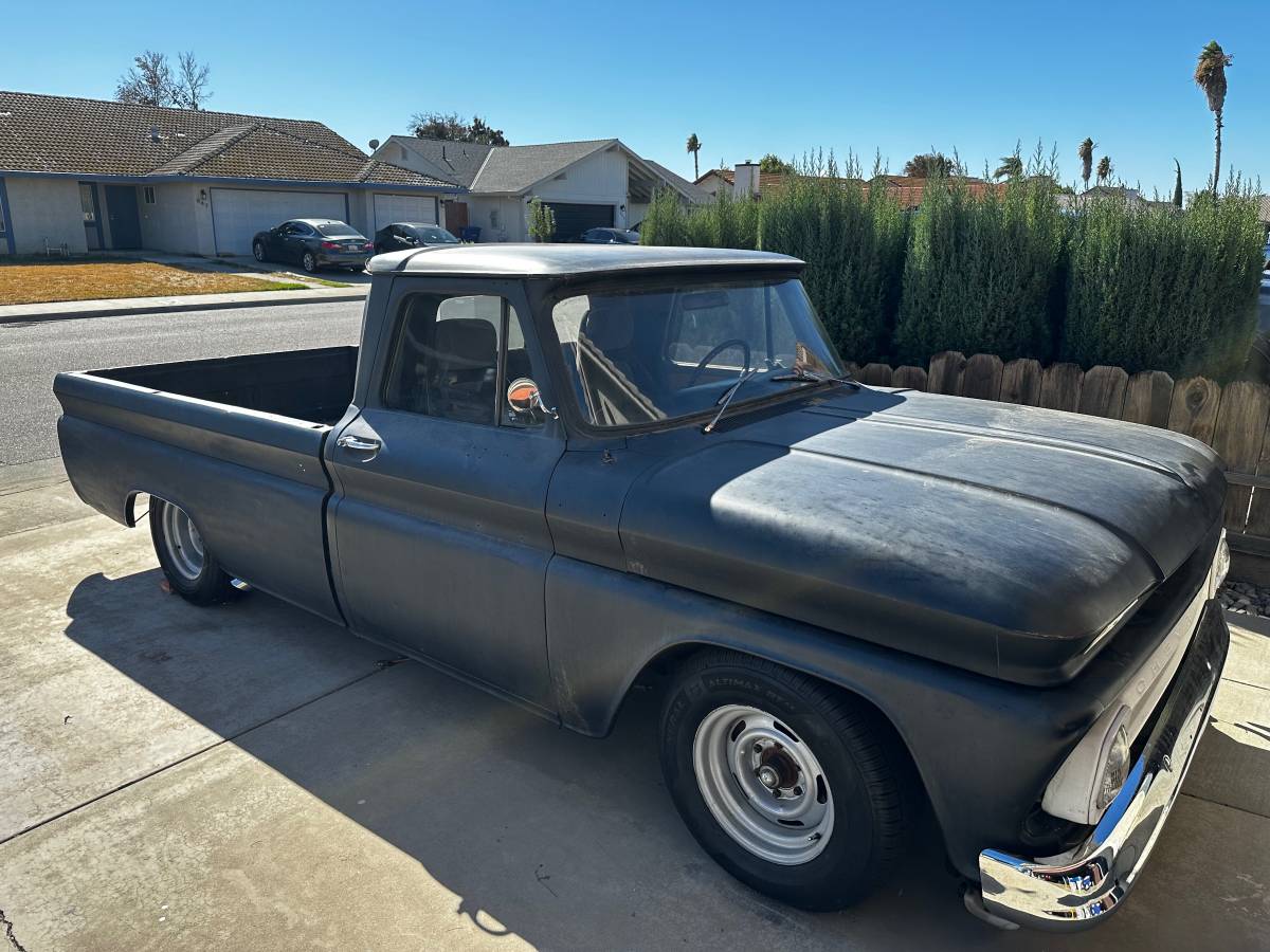 Chevrolet-1965-black-160934-4