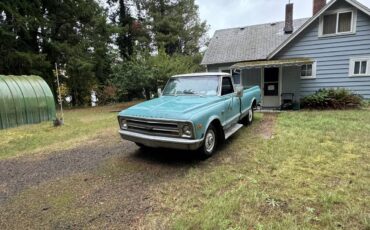 Chevrolet-1968-green-141622-1