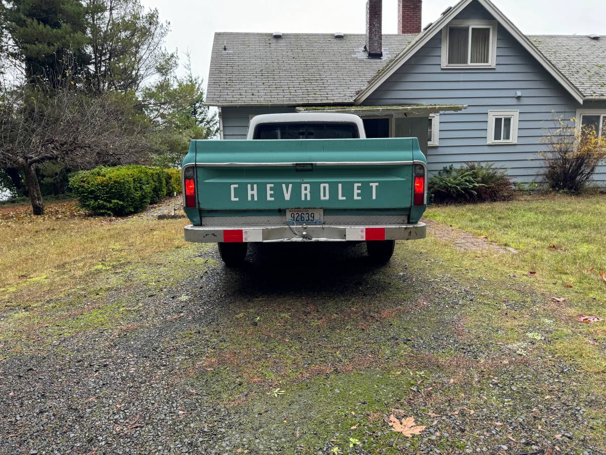 Chevrolet-1968-green-141622-19