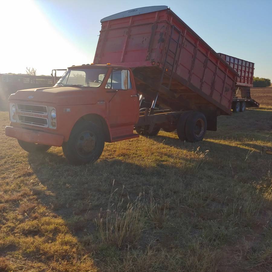 Chevrolet-1969-orange-144841-3