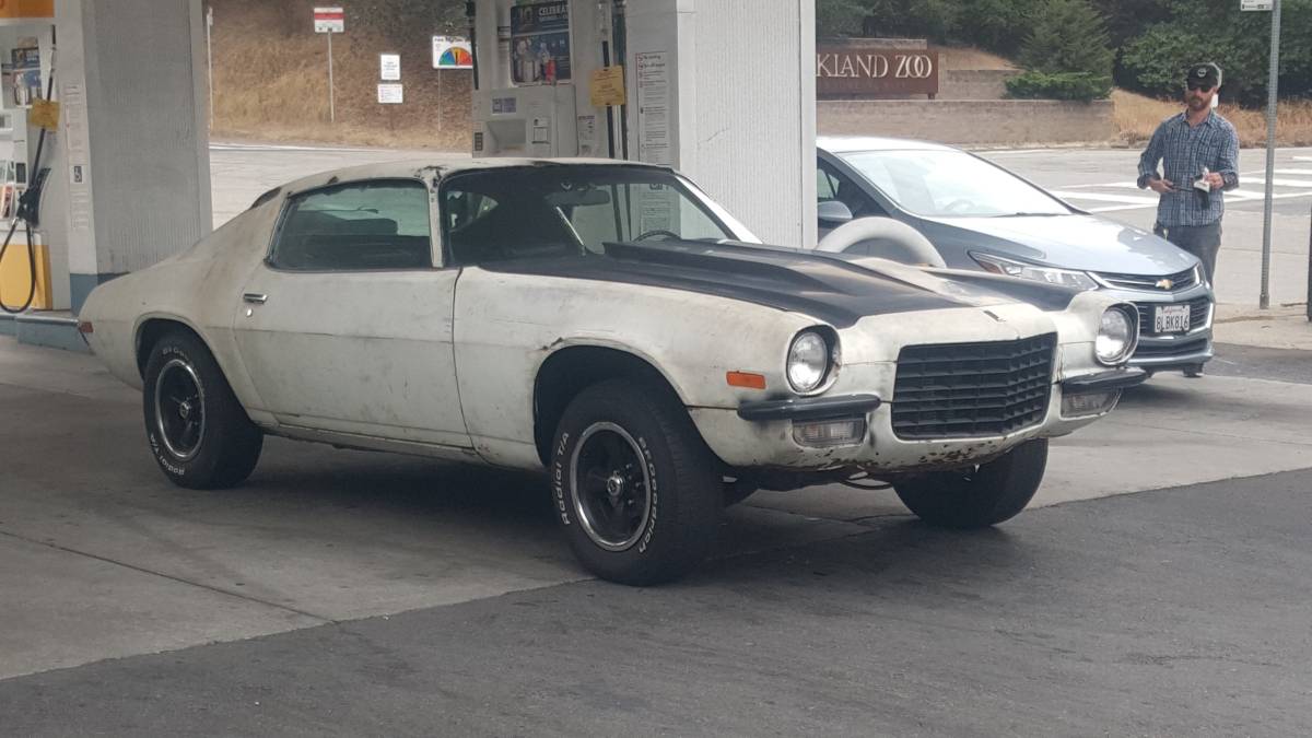 Chevrolet-1970-white-2-1