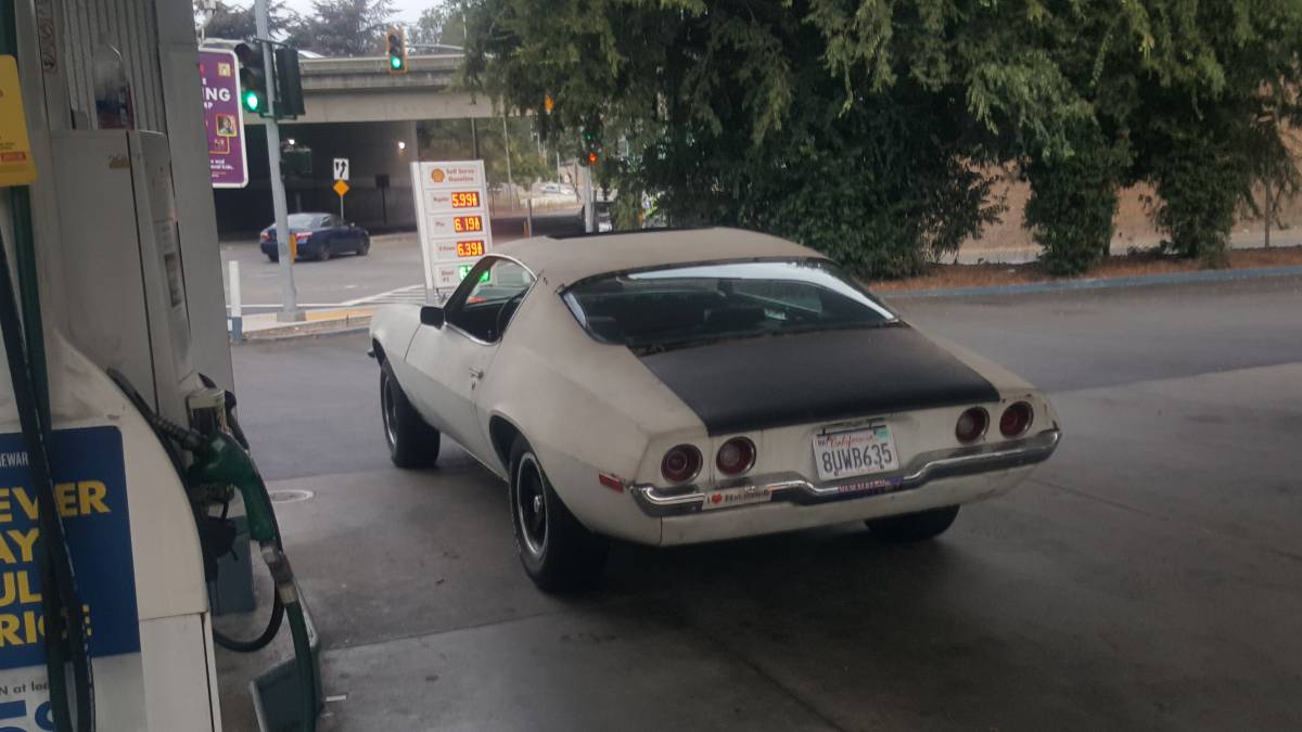 Chevrolet-1970-white-2-6