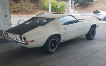 Chevrolet-1970-white-2-7