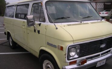 Chevrolet-1972-yellow-134541-1