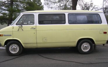 Chevrolet-1972-yellow-134541-4