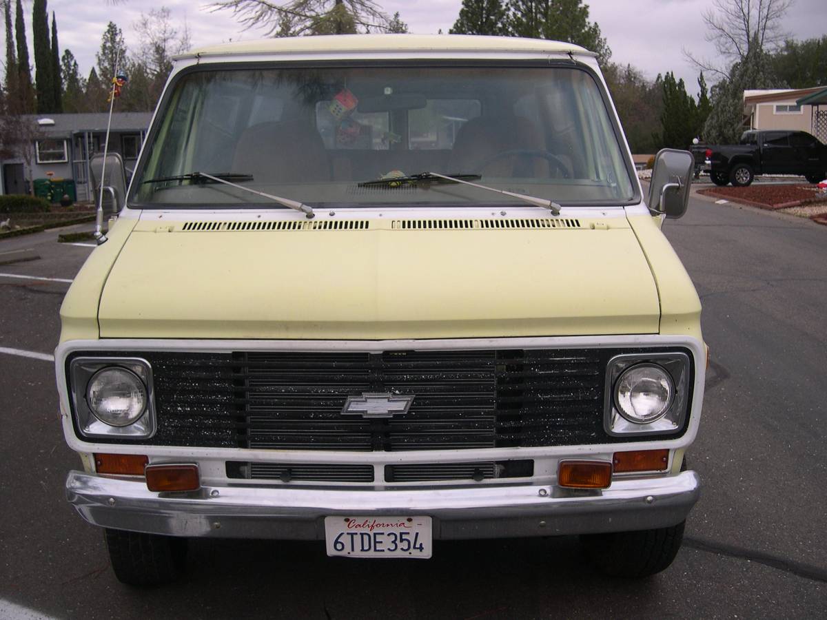 Chevrolet-1972-yellow-134541-5