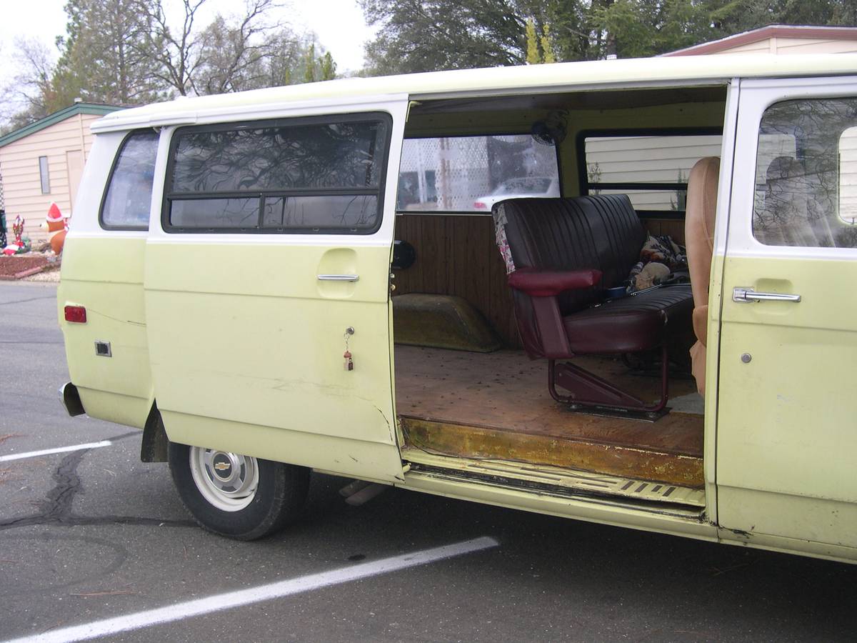 Chevrolet-1972-yellow-134541-7