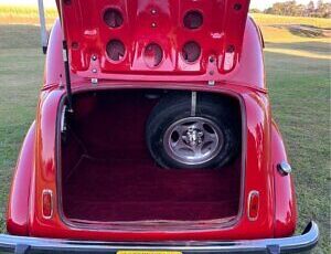 Chevrolet-2-DOOR-SEDAN-Berline-1938-Red-Red-8851-10