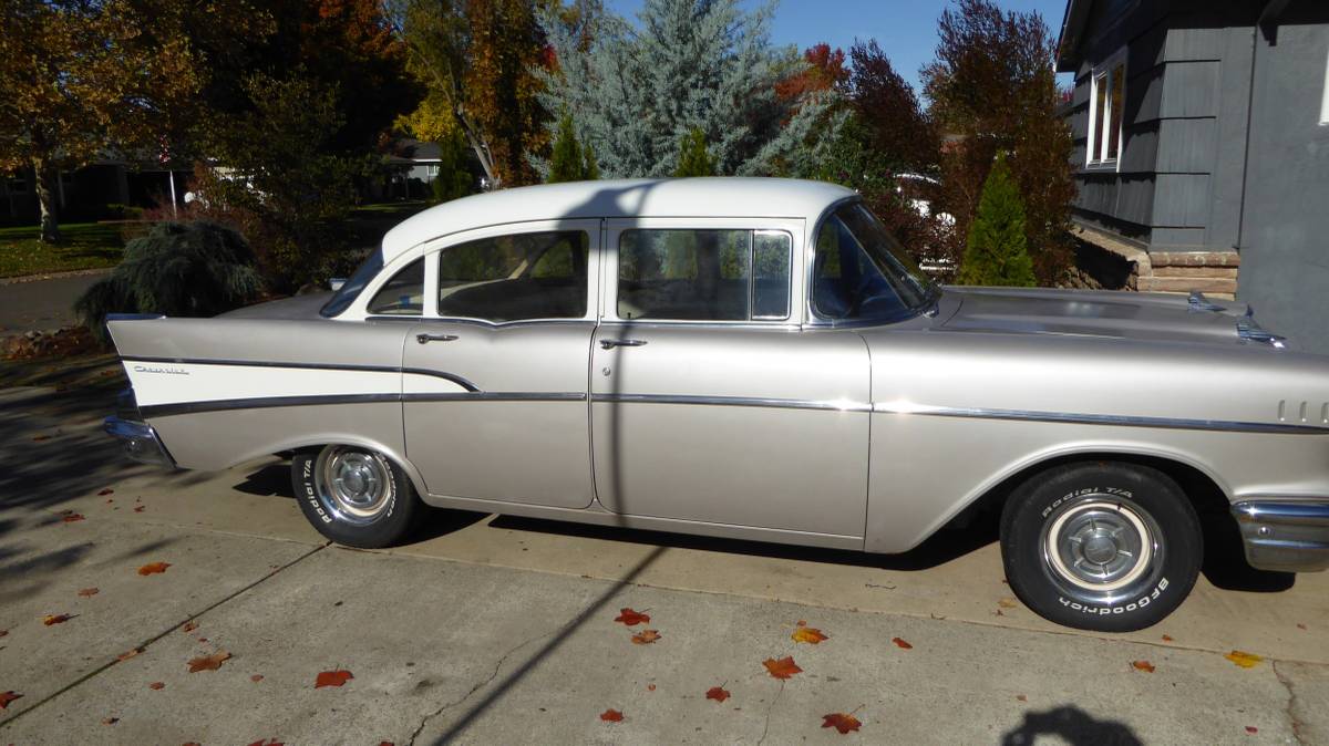 Chevrolet-210-1957-17