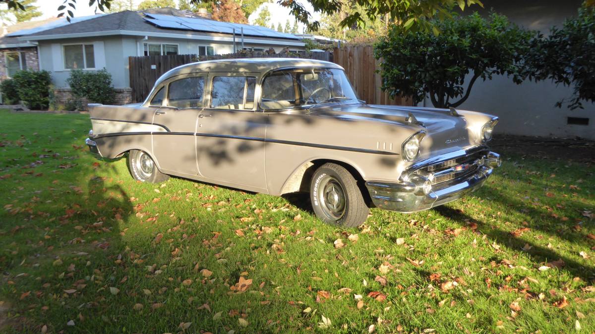 Chevrolet-210-1957