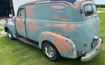 Chevrolet-3100-panel-truck-1947-2