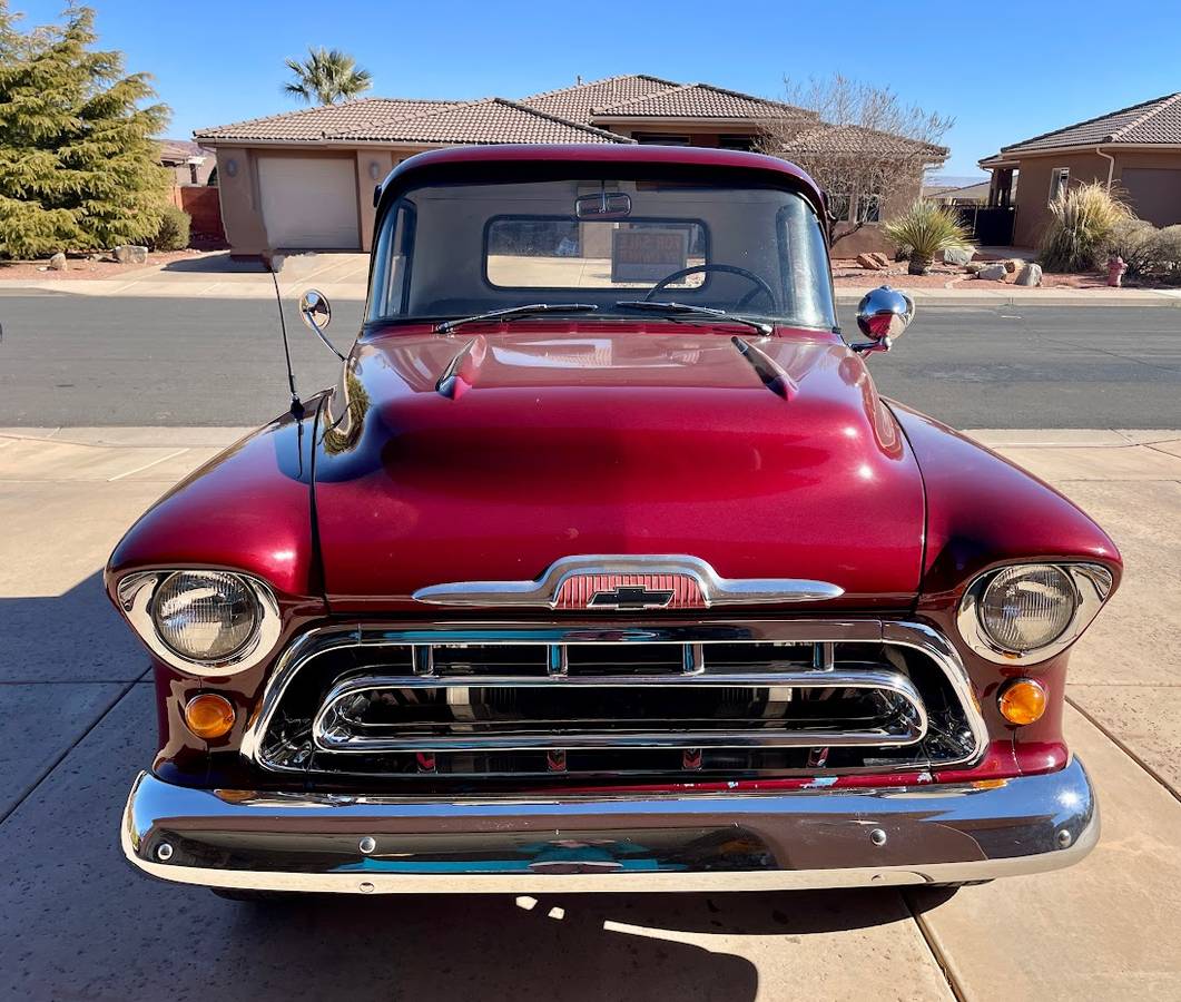 Chevrolet-3100-truck-1957-13086-1